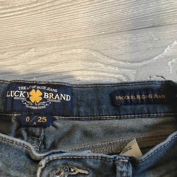 5/$20 Sale ✨LUCKY BRAND Brooke Jean Low Rise Denim Legging in Blue - Picture 4 of 15